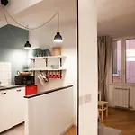Piccola Apartment *